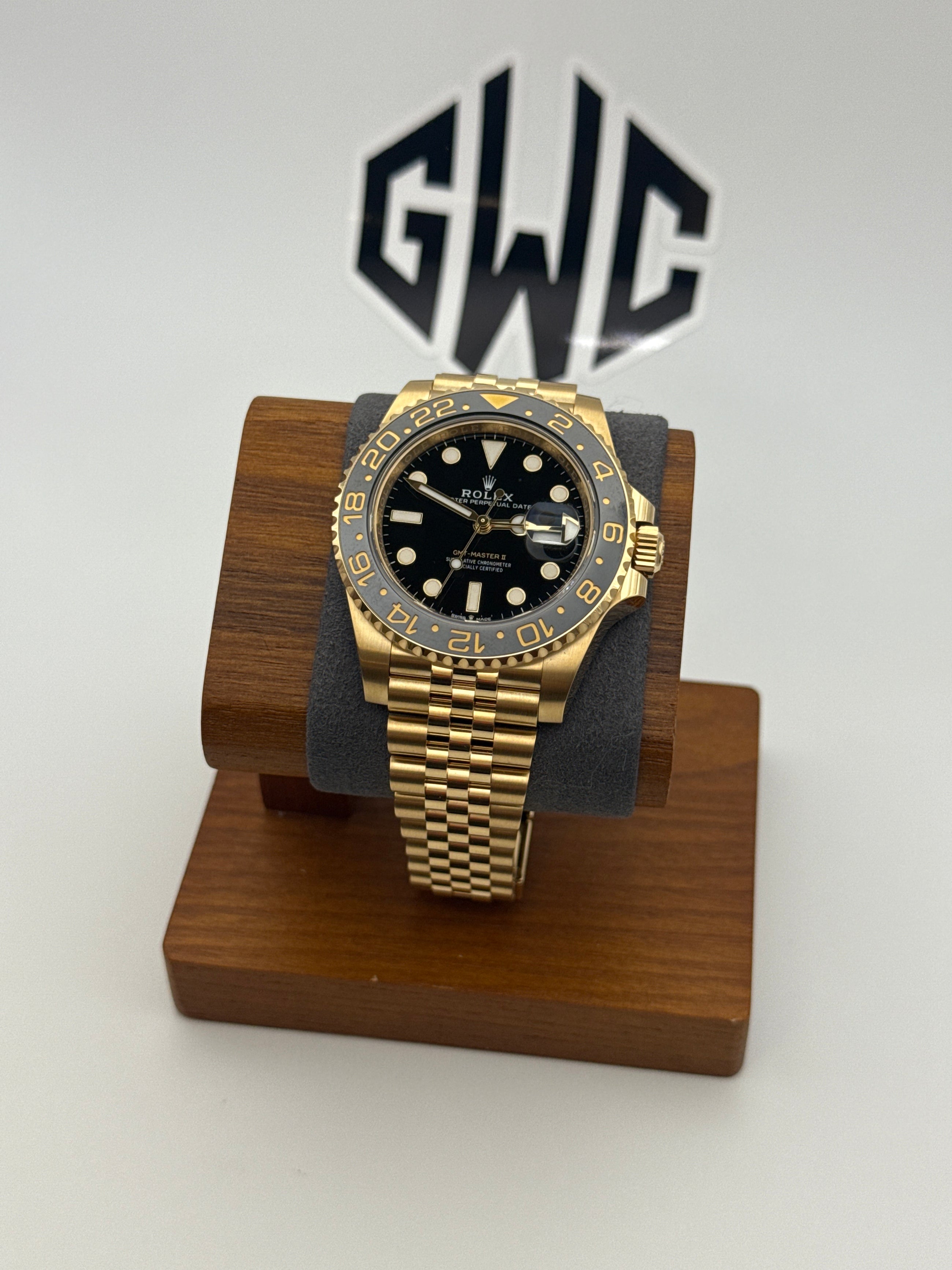 Rolex GMT-Master II 126718GRNR 40mm Jubilee Yellow Gold