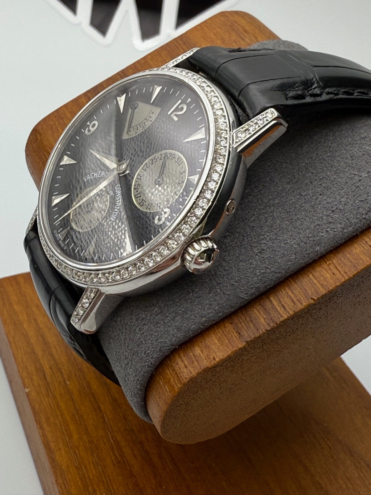 Vacheron Constantin Patrimony Power Reserve 18K White Gold 47200 Factory Diamond
