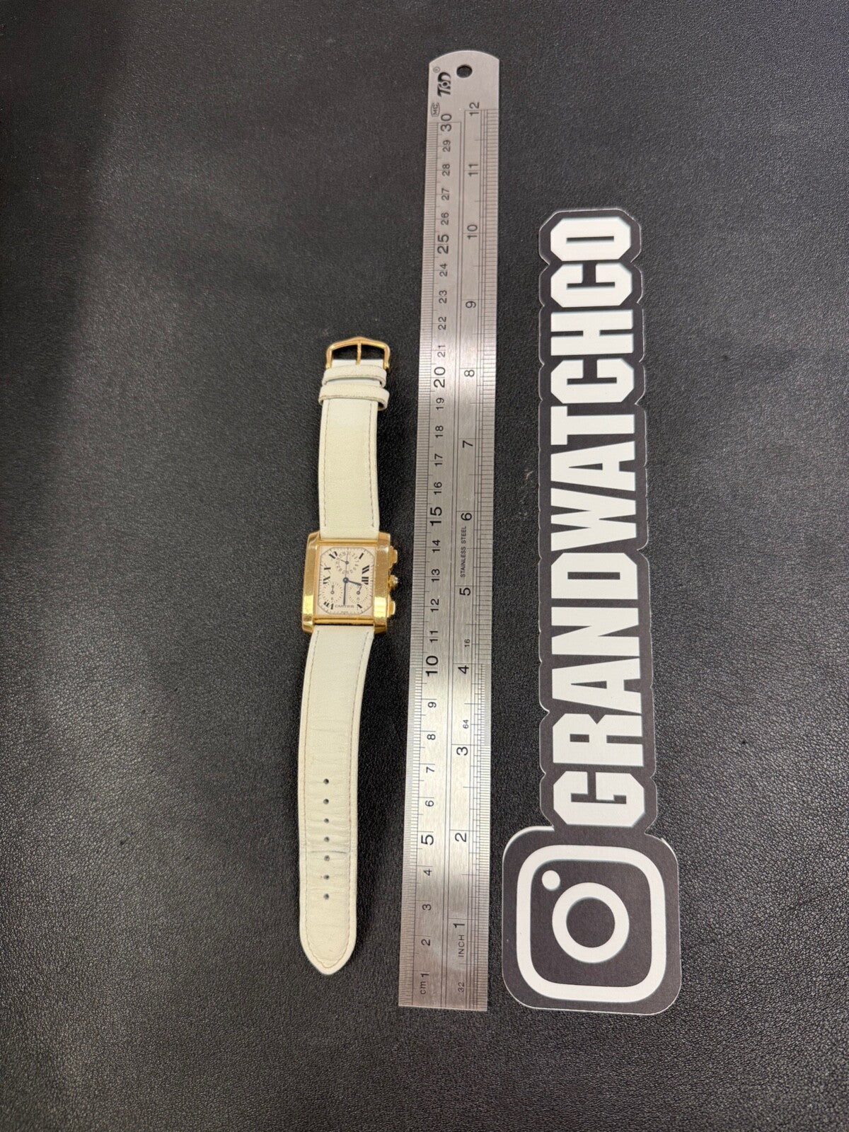 Cartier Tank Francaise W5000556 18K Yellow Gold Quartz 28mm Chronograph