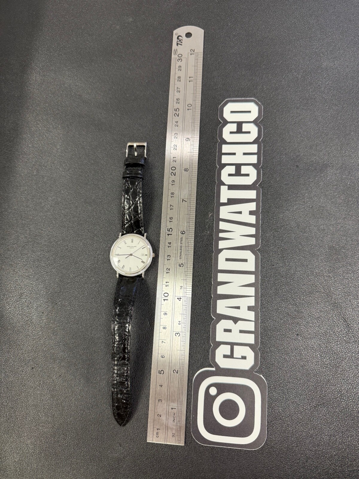 Patek Philippe Calatrava 3944G 18K White Gold White Dial Quartz 33mm