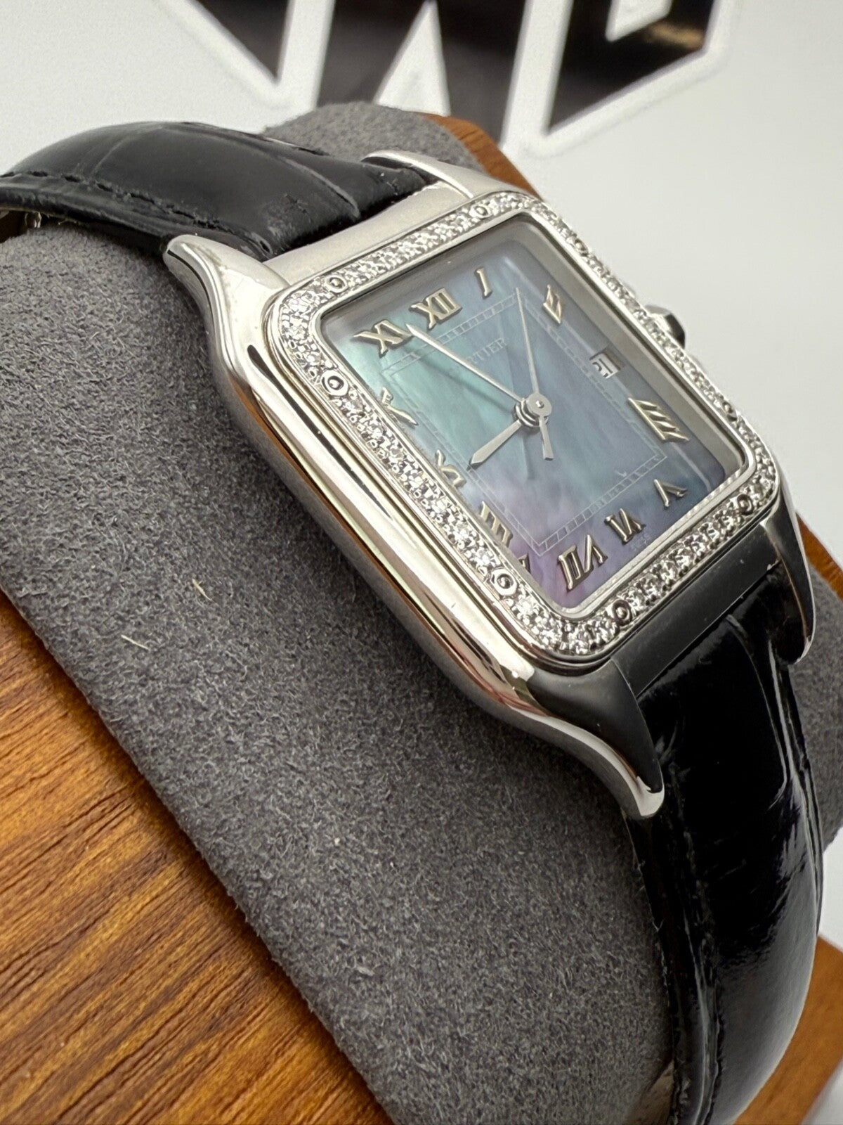 Cartier Panthere White Gold Blue MOP Diamond Bezel Quartz 16502