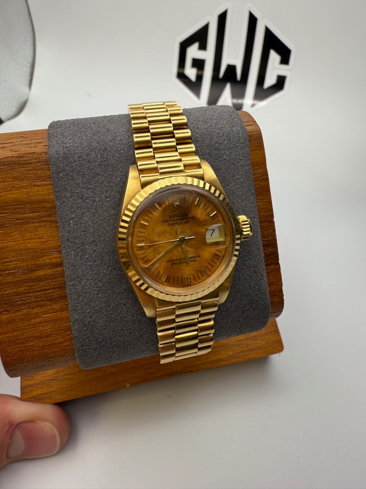 Rolex Datejust President 6917 18K Yellow Gold Factory Burl Wood Dial 26mm