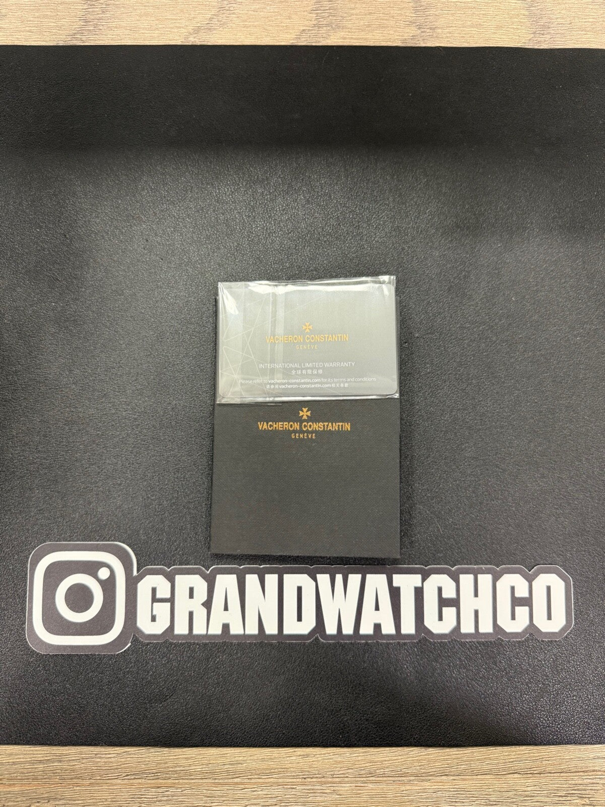 Vacheron Constantin Patrimony Retrograde Day-Date 4000U/000P Platinum Salmon