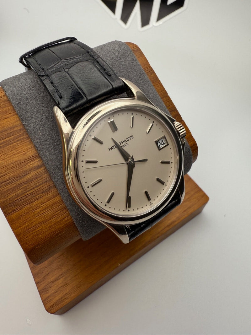 Patek Philippe Calatrava 5127G 18K White Gold 37mm Automatic