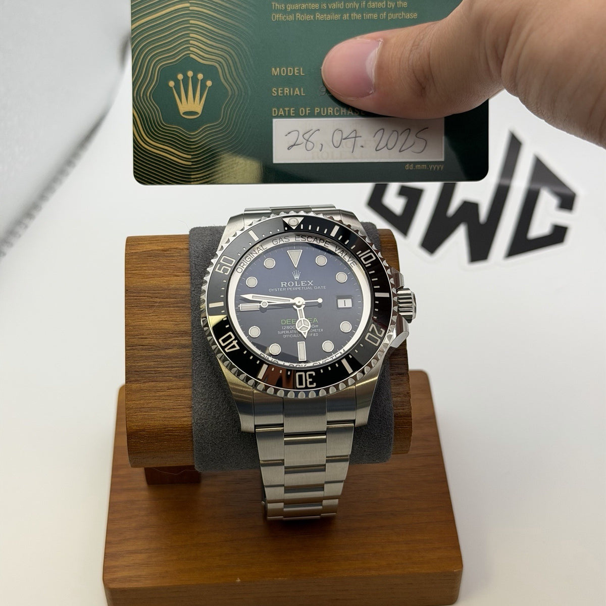 NEW ROLEX Deep Sea SEA-DWELLER 2025 136660 James Cameron Dark Blue