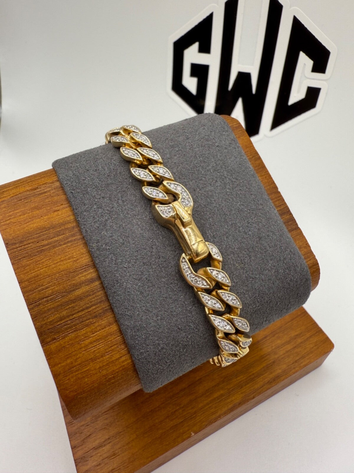 $17500 David Yurman Curb Chain Bracelet 18K Yellow Gold Diamonds 8mm 7.25in
